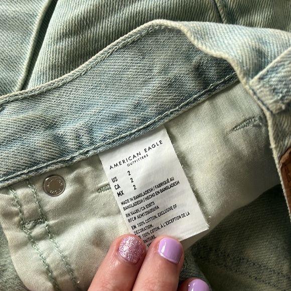 AEO Mom Shorts - Picture 5 of 5